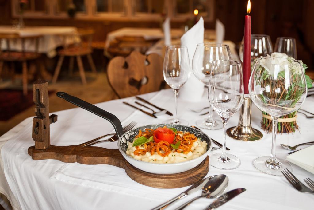 Hotel Gasthof Bruecke Майерхофен Екстериор снимка