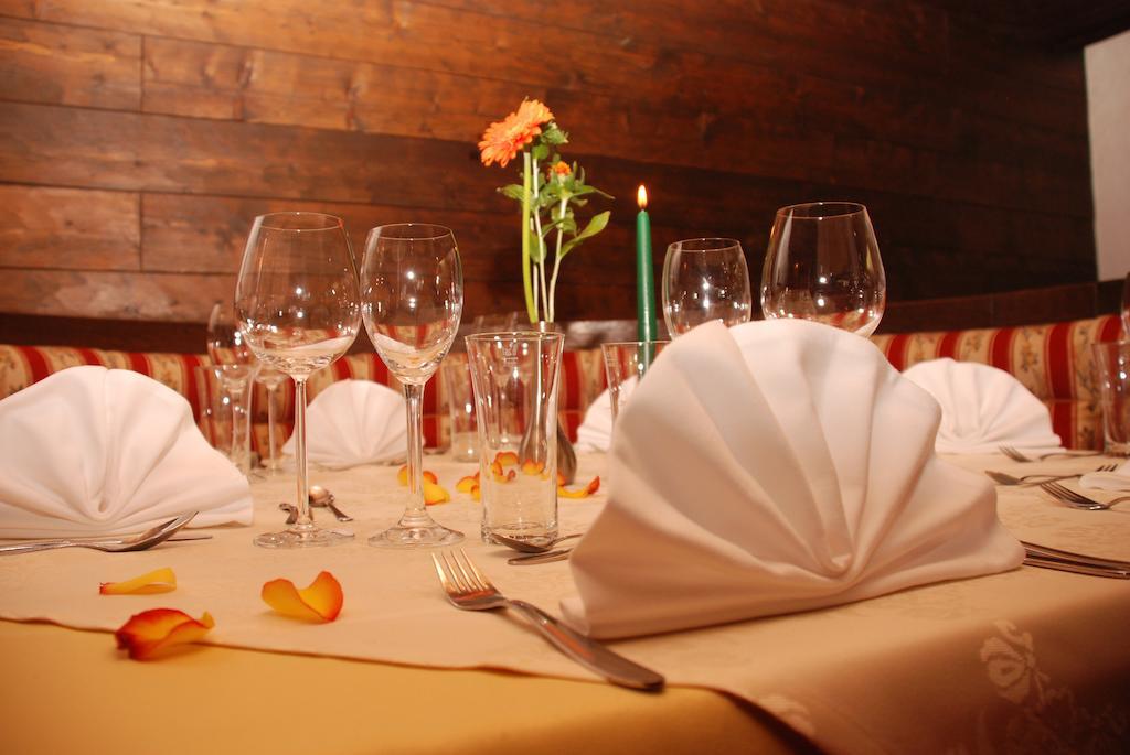 Hotel Gasthof Bruecke Майерхофен Екстериор снимка