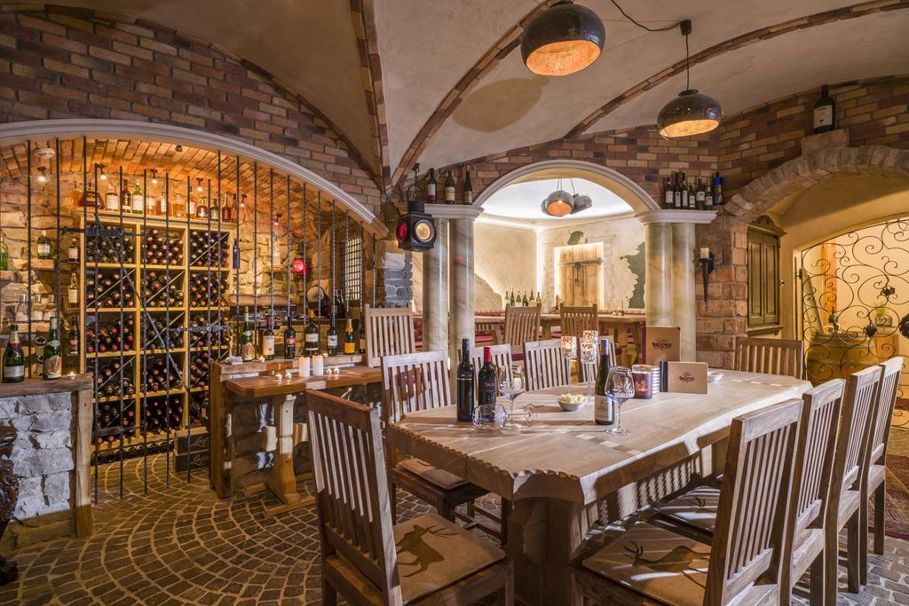 Hotel Gasthof Bruecke Майерхофен Екстериор снимка