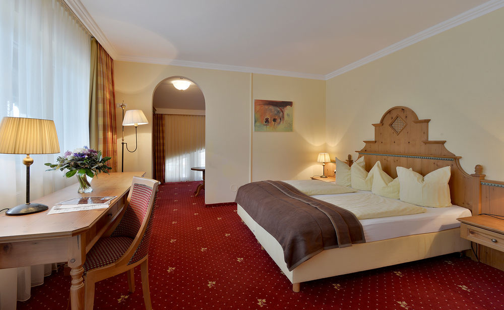 Hotel Gasthof Bruecke Майерхофен Екстериор снимка