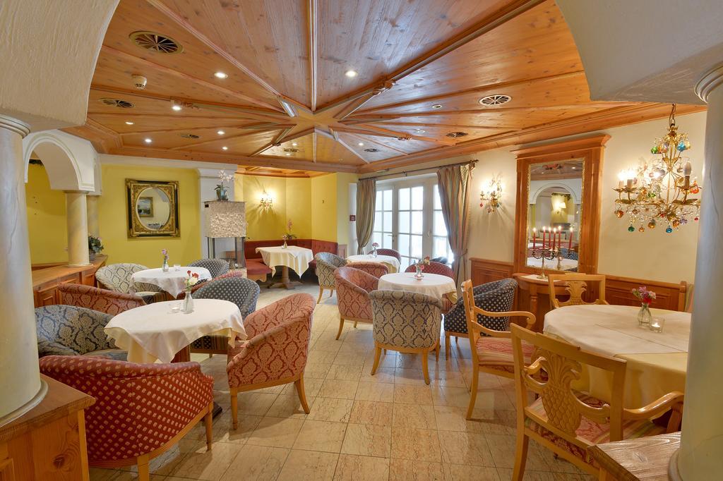 Hotel Gasthof Bruecke Майерхофен Екстериор снимка